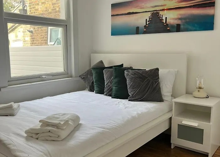 Hotel 93 West Road Londyn