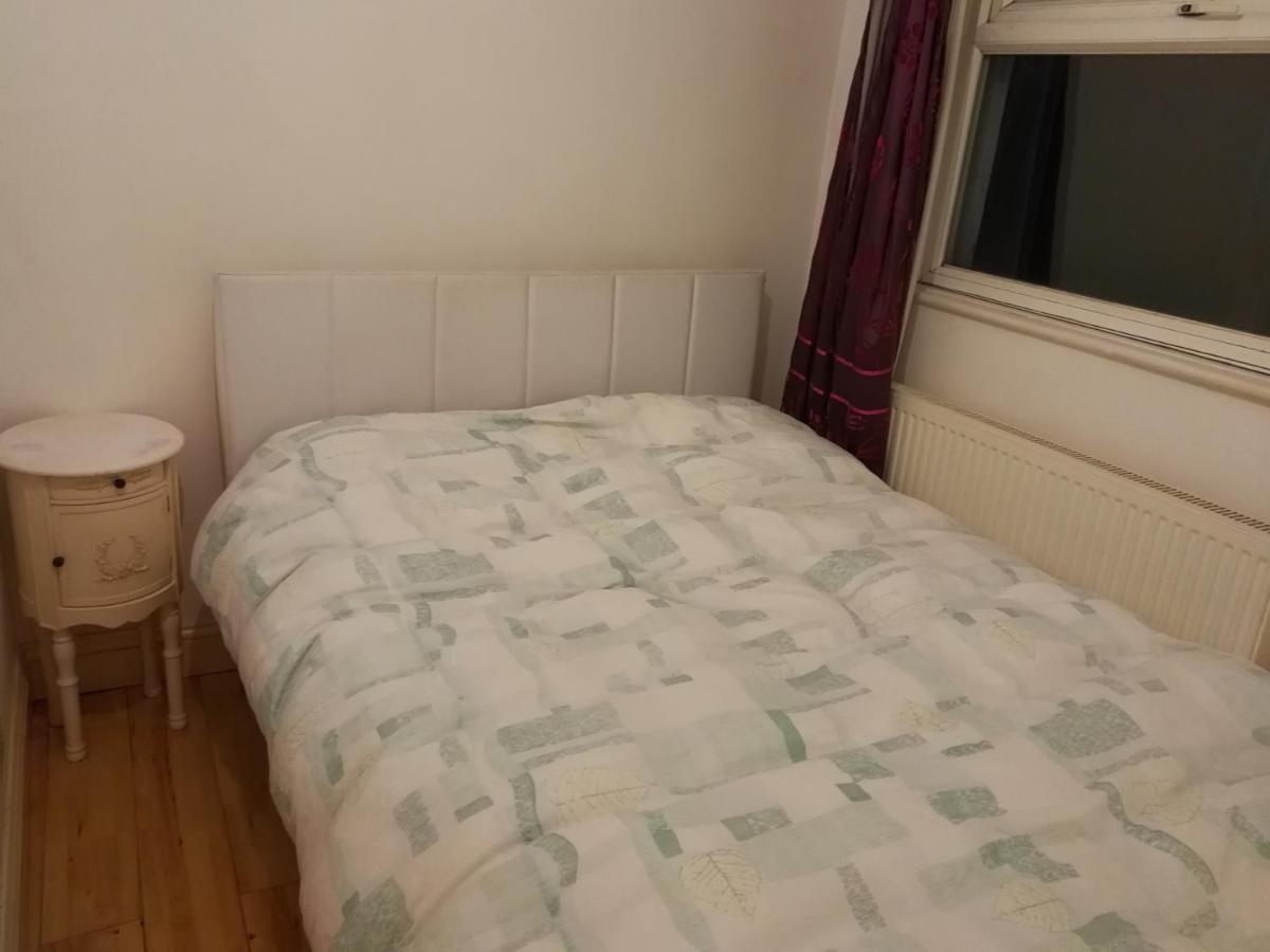 Small Double Room,1033204208:JPEG