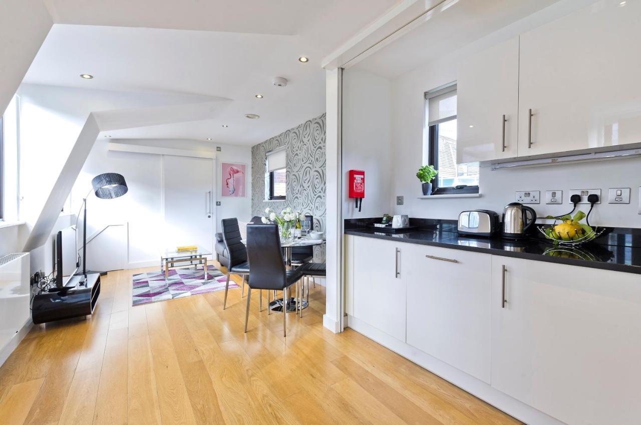 Penthouse Apartment,1095153462:JPEG