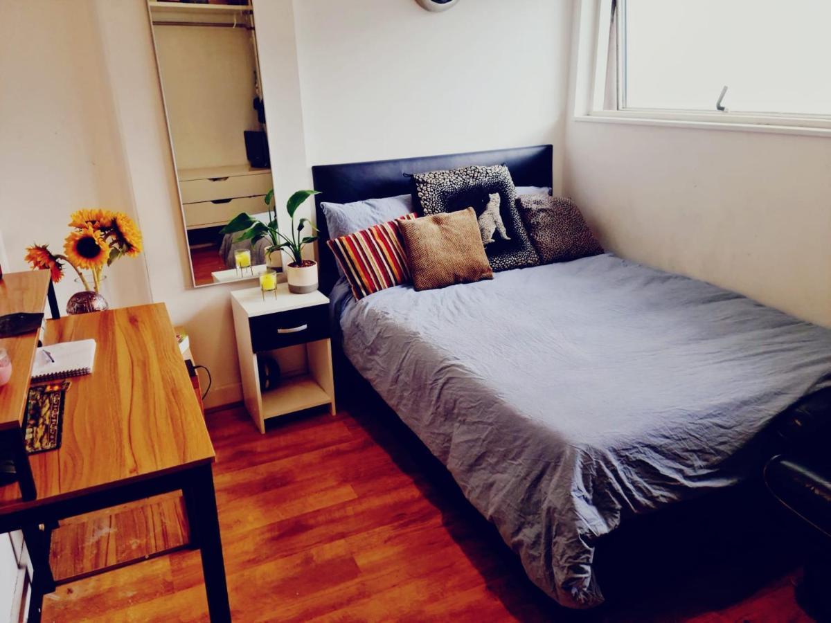 Standard Double Room with Shared Bathroom