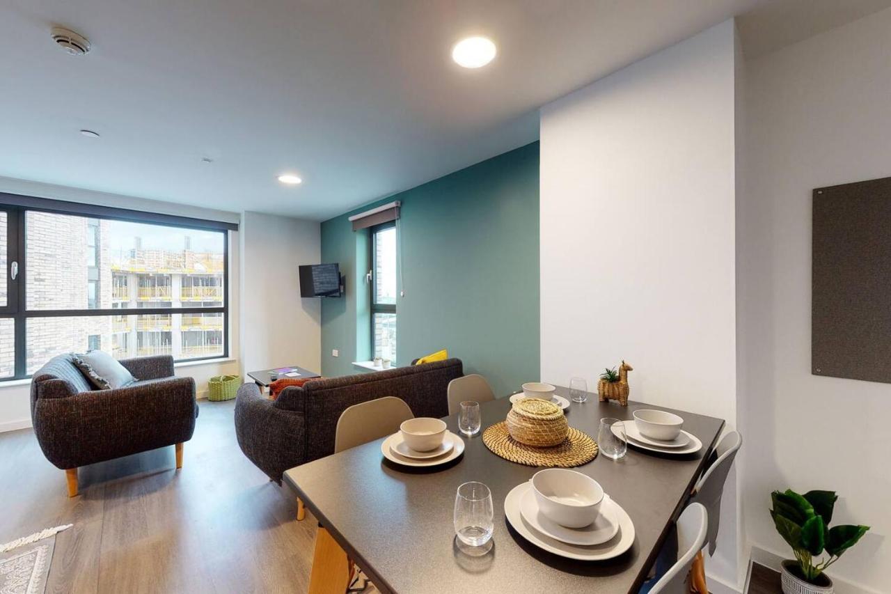 Quarto Individual com Banheiro Privativo