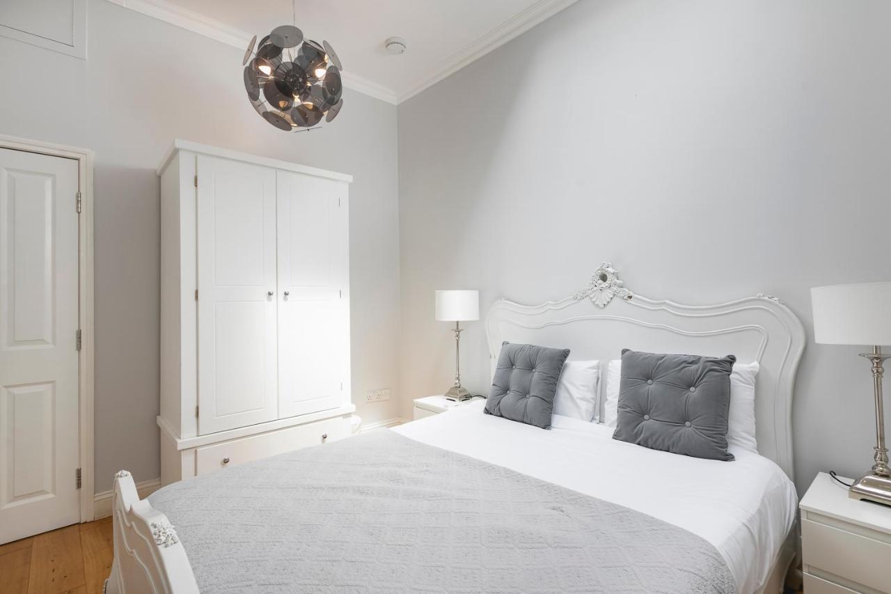 Appartamento con 3 Camere da Letto