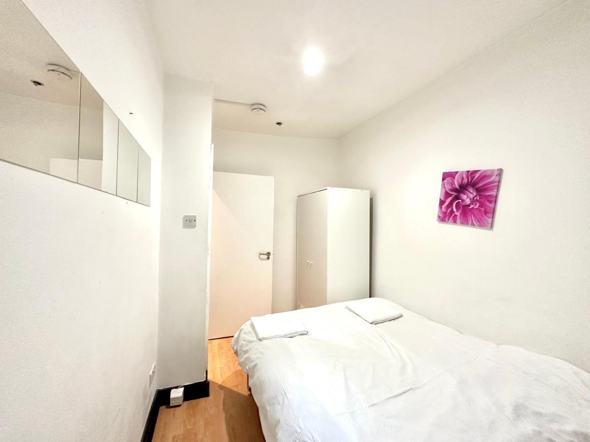 Two-Bedroom Apartment,1499859697:JPEG