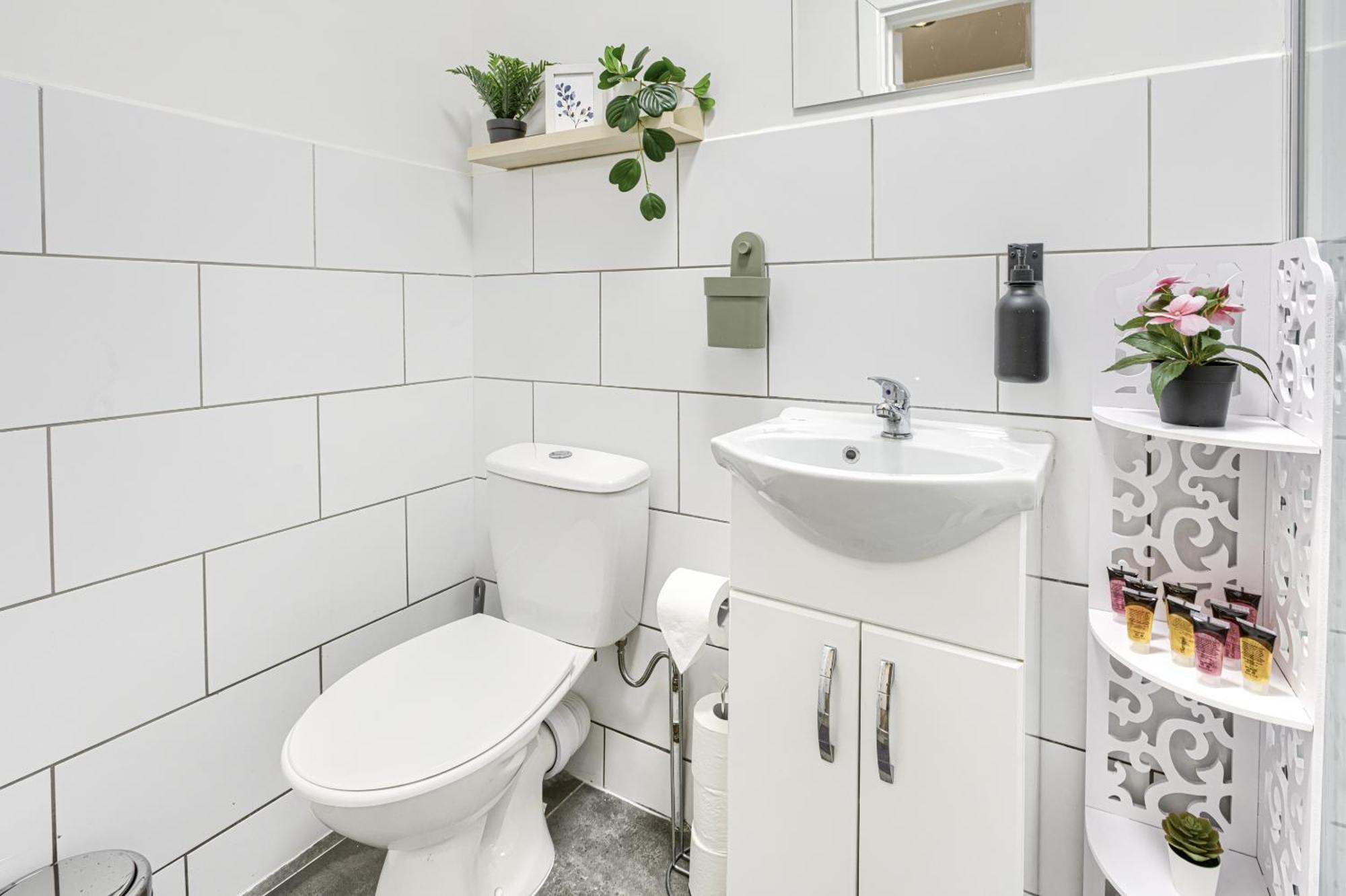 Camera Familiare con Bagno in Comune