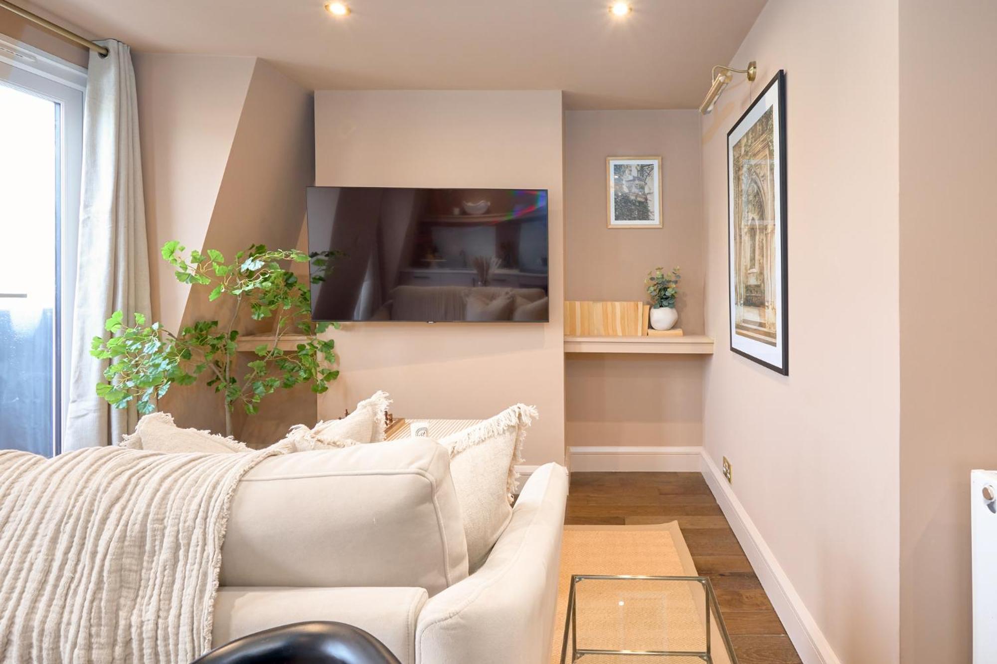Apartment with Balcony