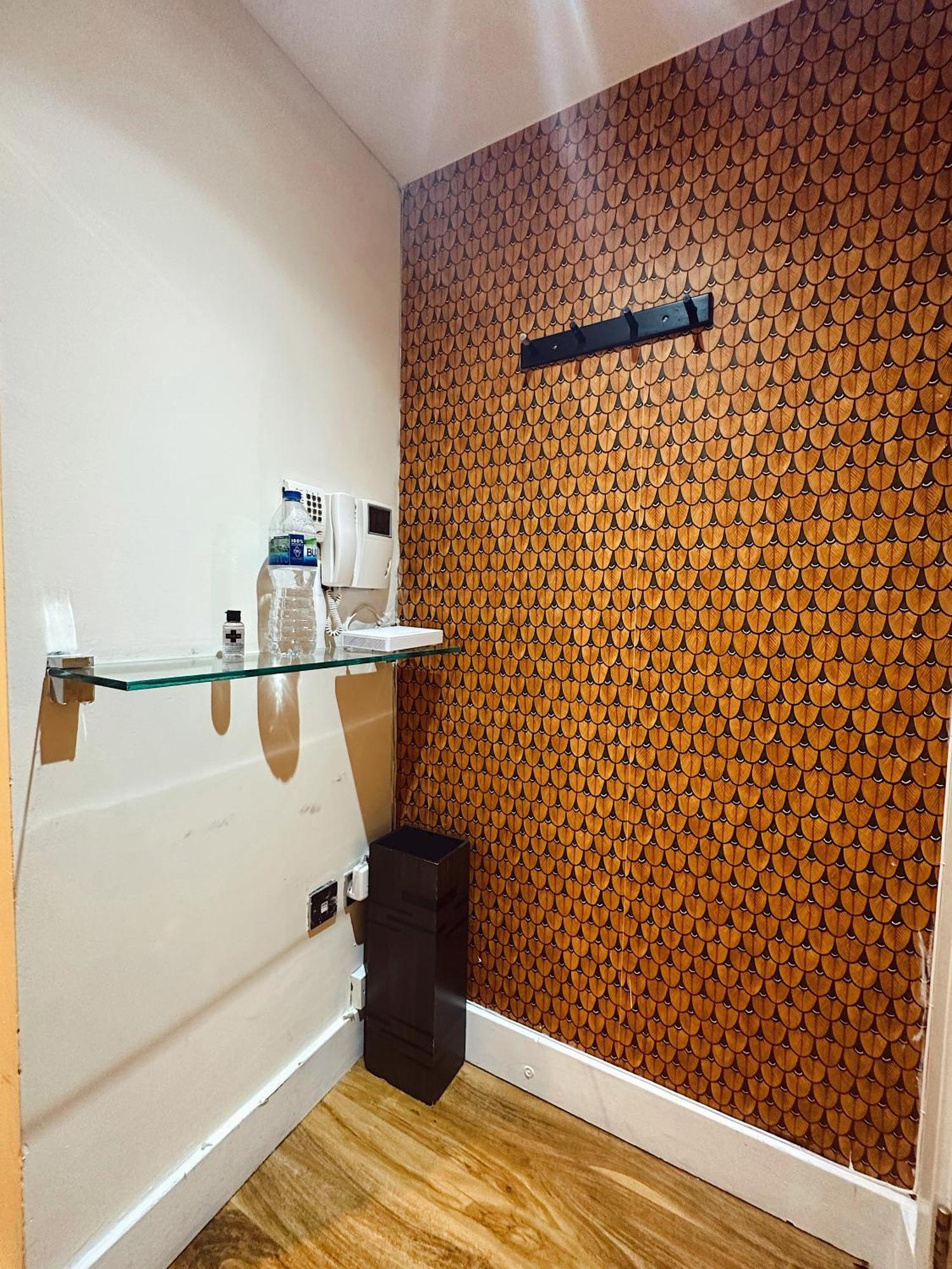 One-Bedroom Apartment,767035153:JPEG