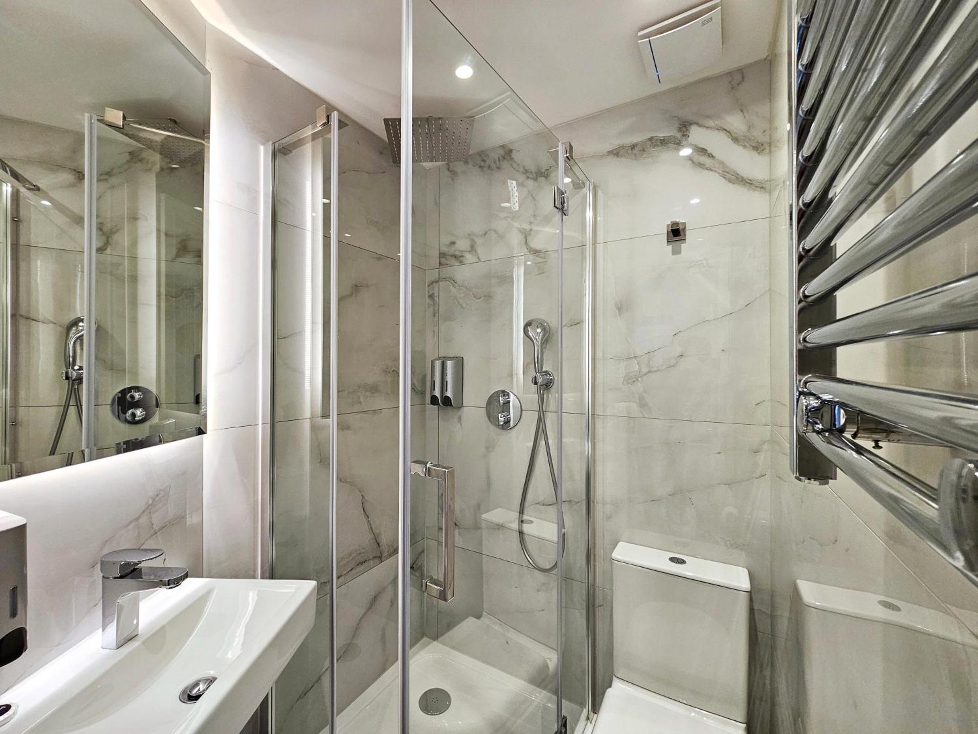 Small Single Room,1571272439:JPEG