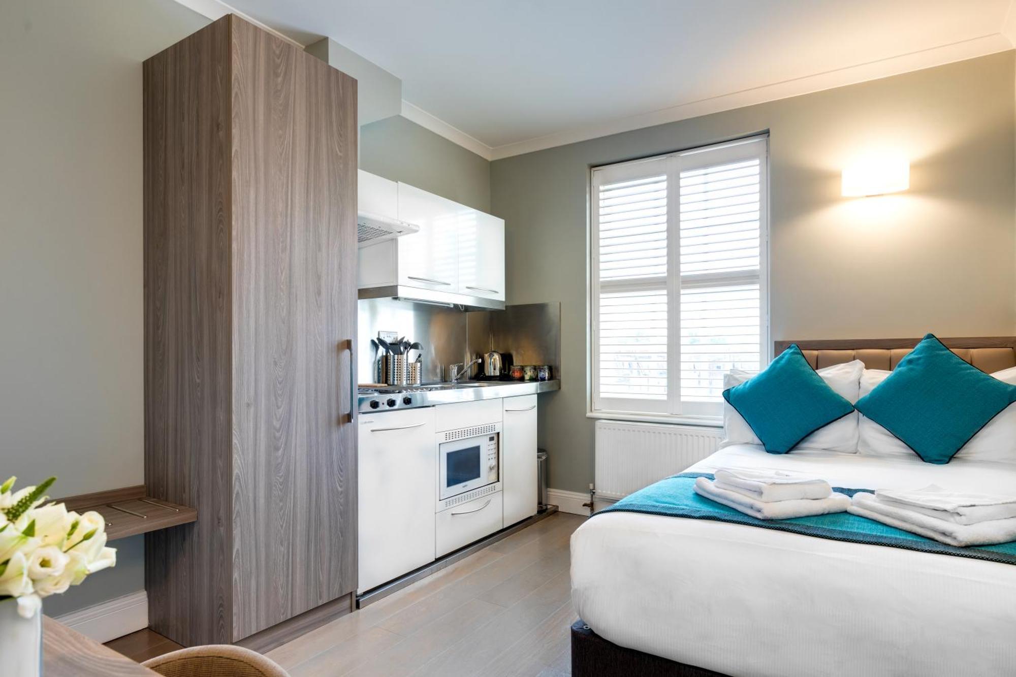 Petite Double Studio Apartment
