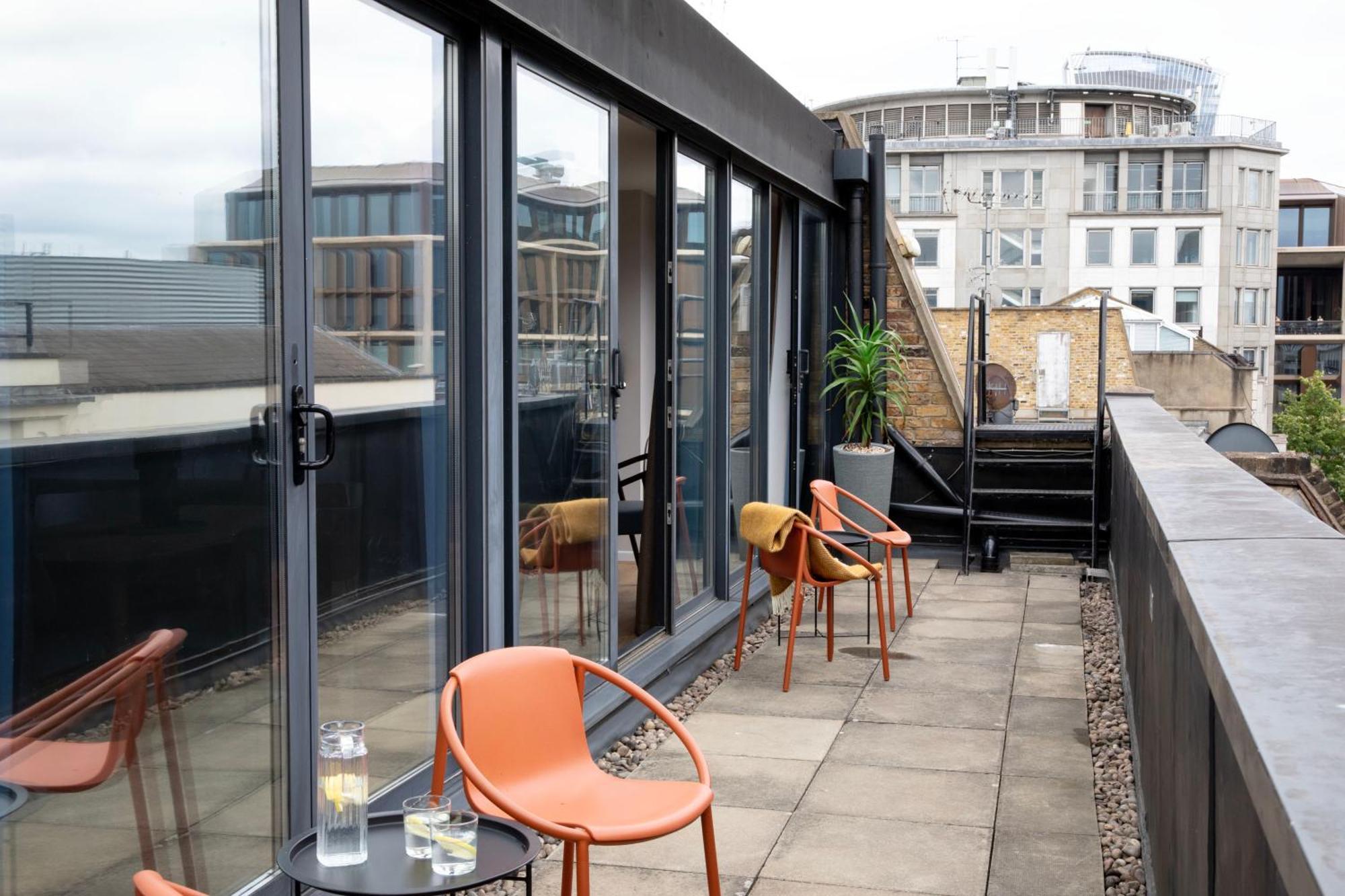 Signature Penthouse Kitchen 2 Bedroom Roof Terrace,1606747434:JPEG