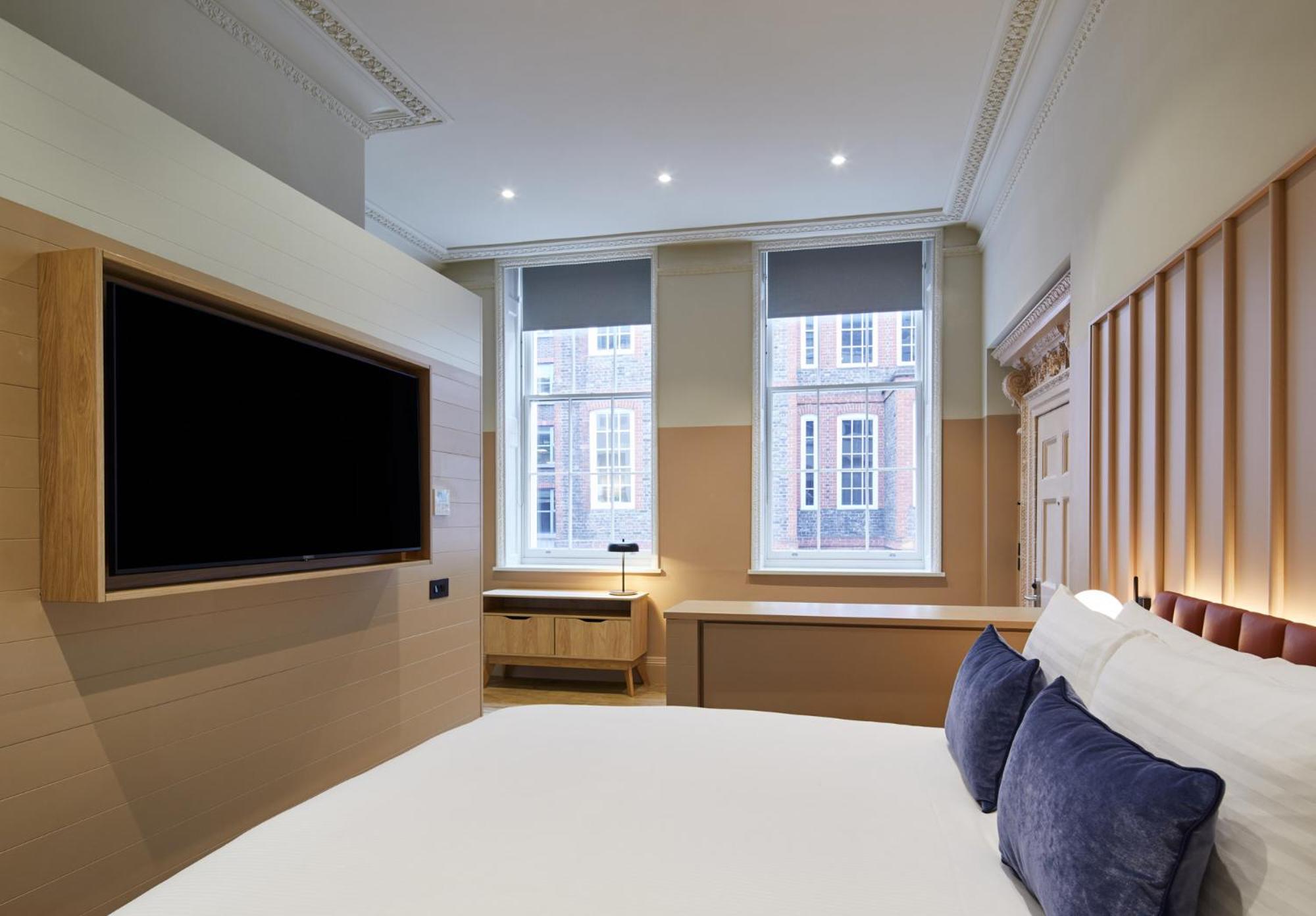 One Bedroom Open Plan,1644471013:JPEG