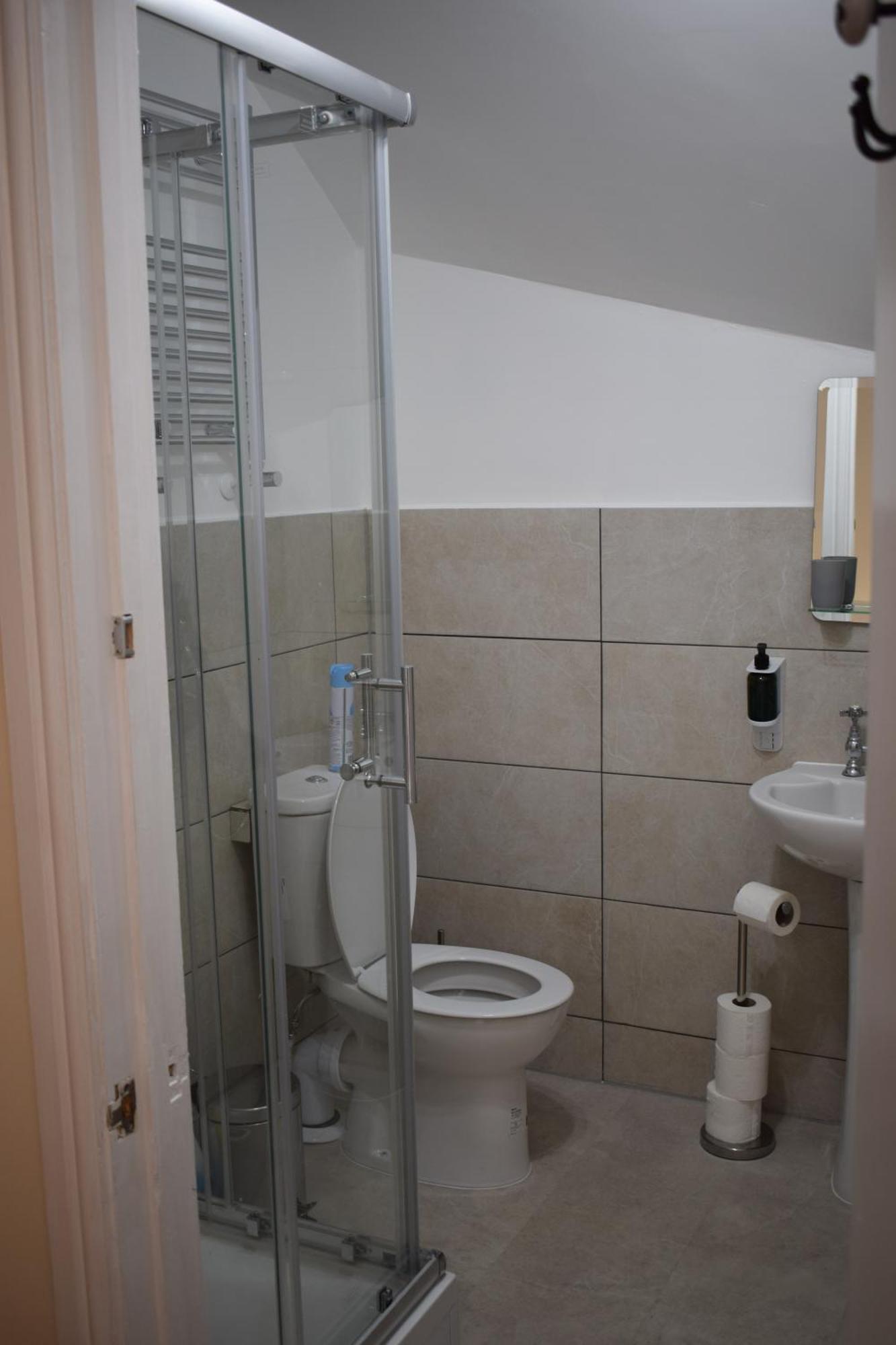 Comfort Triple Room