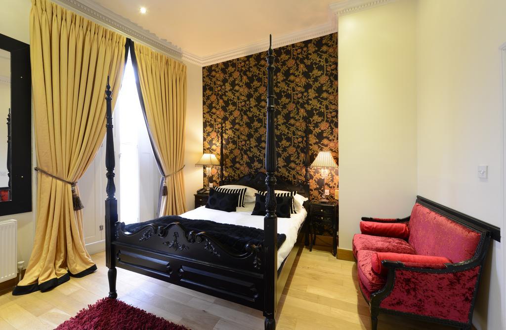 Suite with Balcony