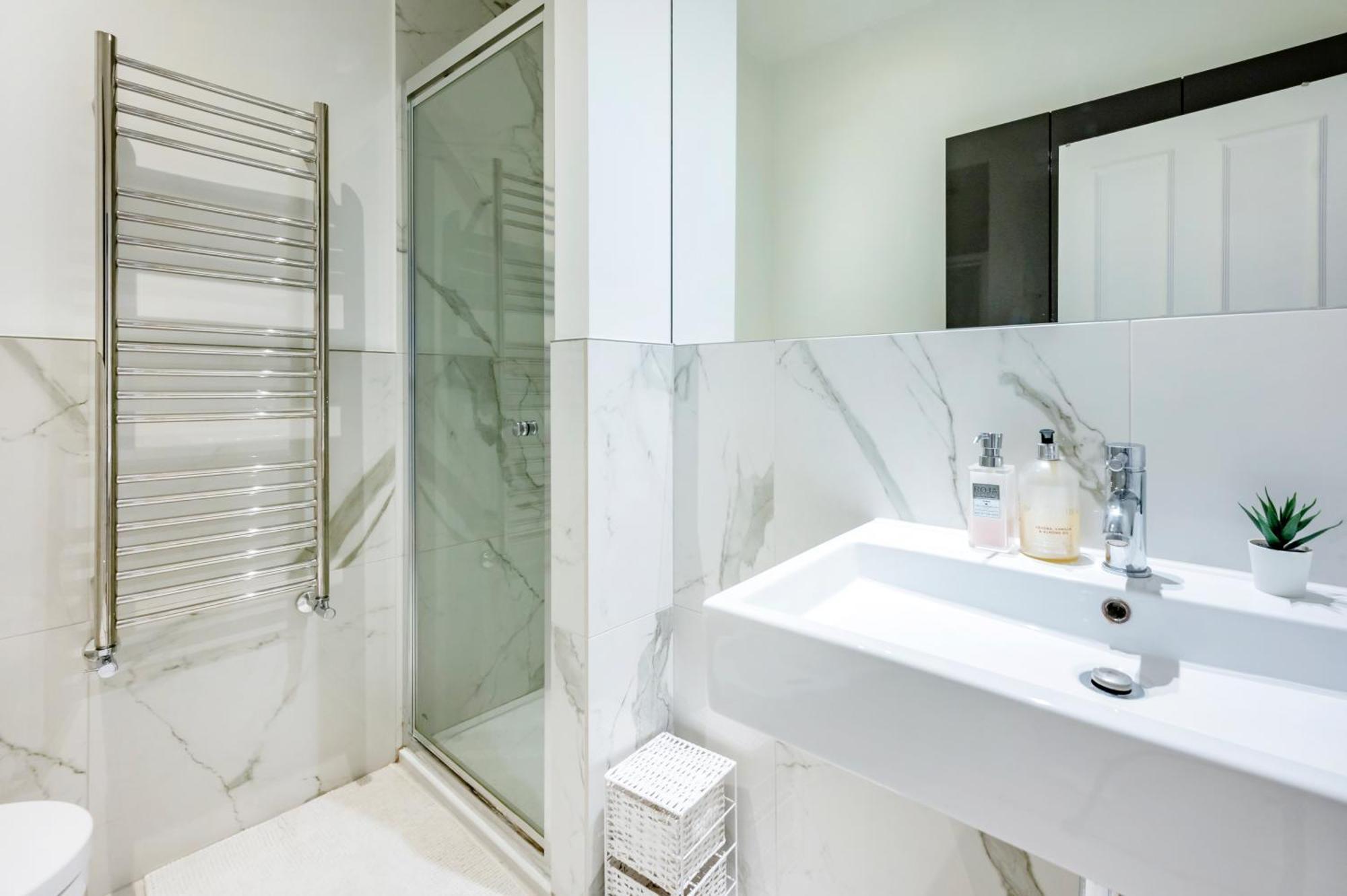 Two-Bedroom Apartment,1679008024:JPEG