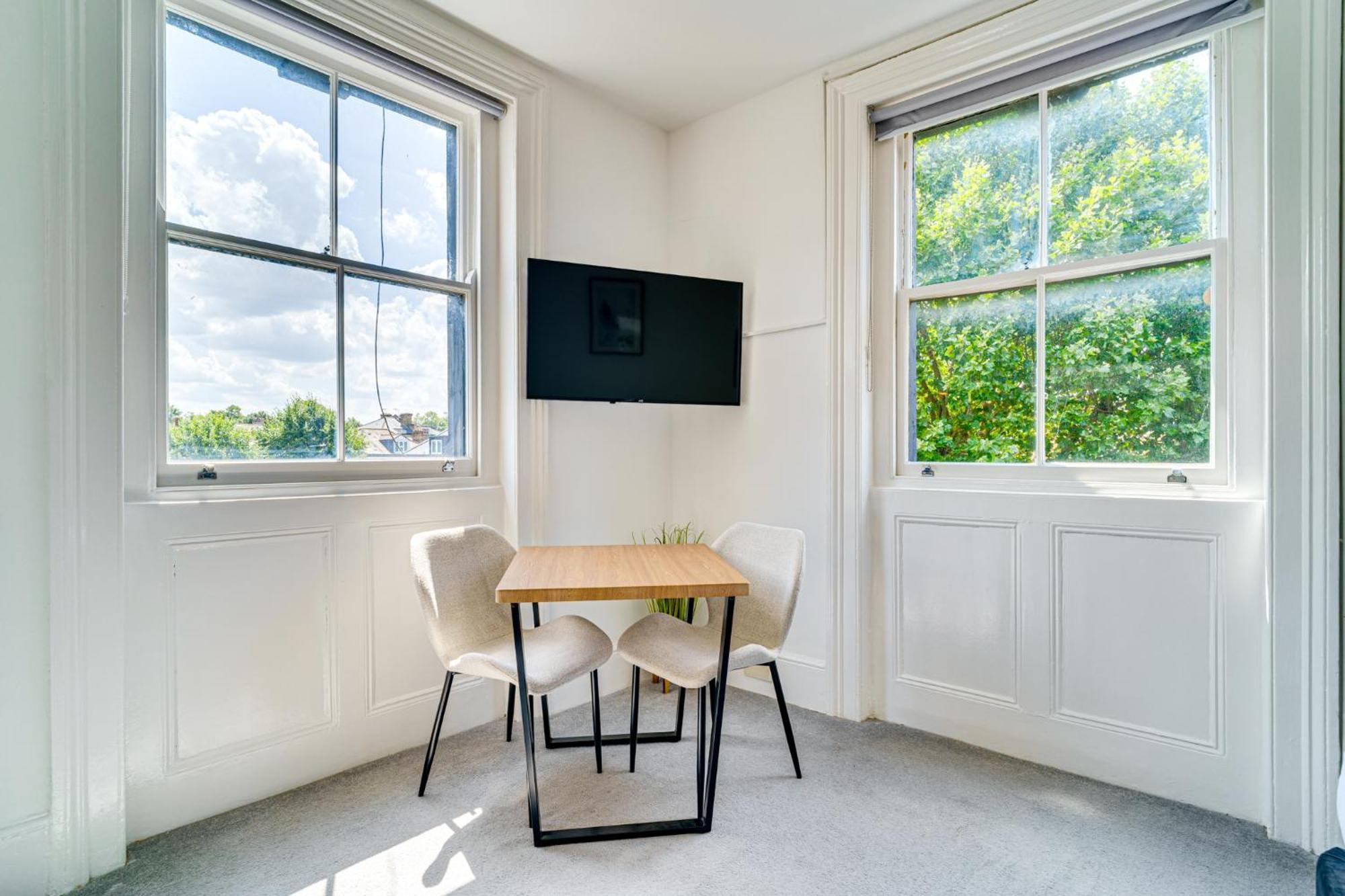 Deluxe Double Studio