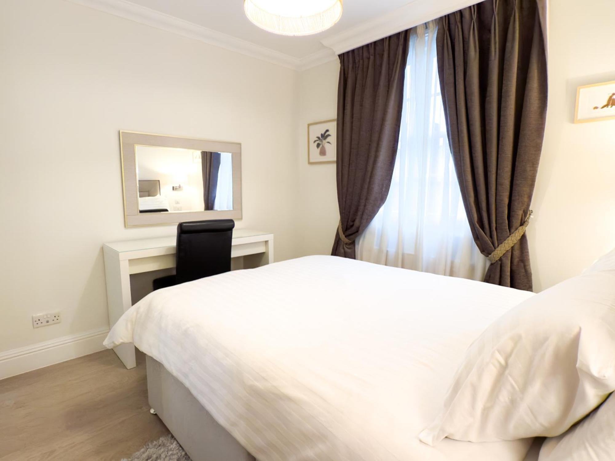 2nd Floor 1 Bedroom
