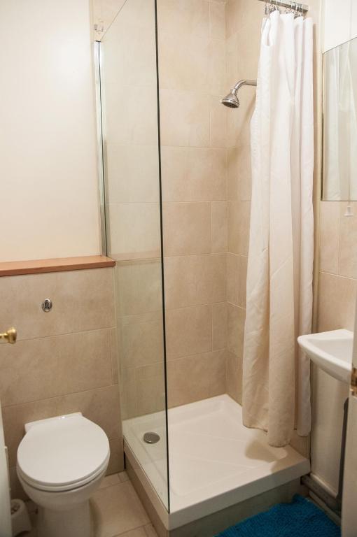 Camera Singola con Bagno in Comune