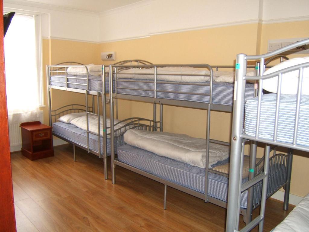 Camera Familiare con Bagno Privato