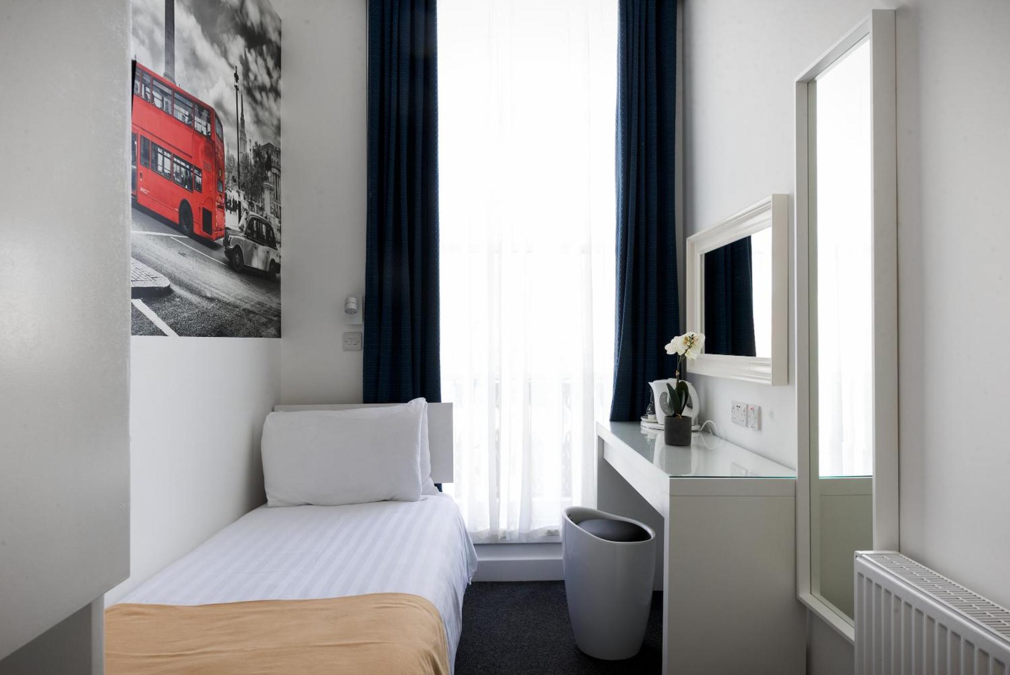 Single Room,404157195:JPEG