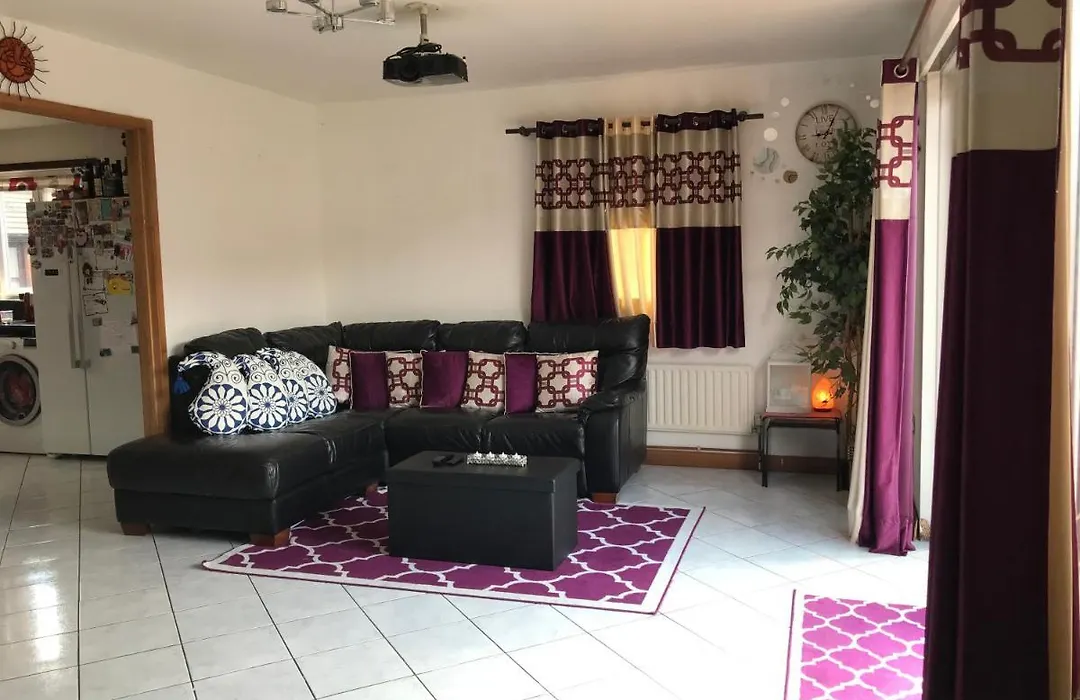 Spacious House 15Min To Canary Wharf/O2/Excel/Central London-1