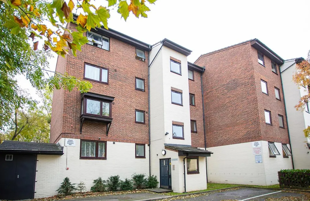 Modern Apartment Close To Central London-1