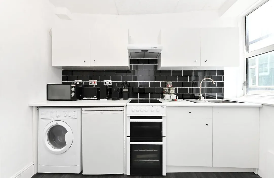 Covent Garden & Soho, Cosy & Cool, Spacious Apartment-1