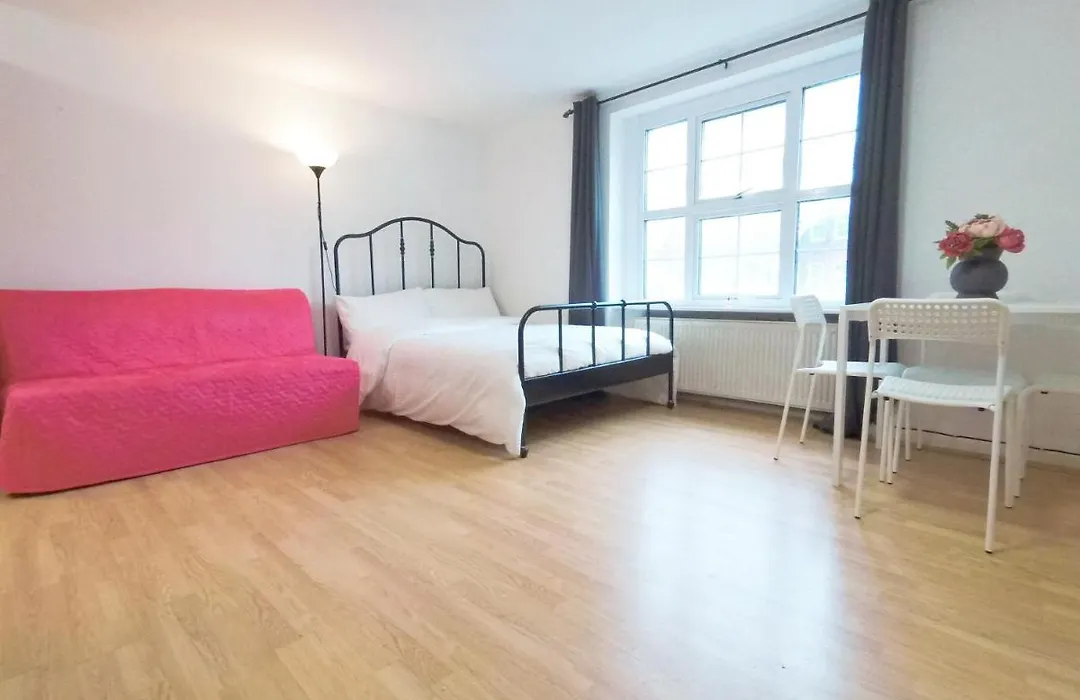 Luna 218 flat 3 at Marble Arch-1