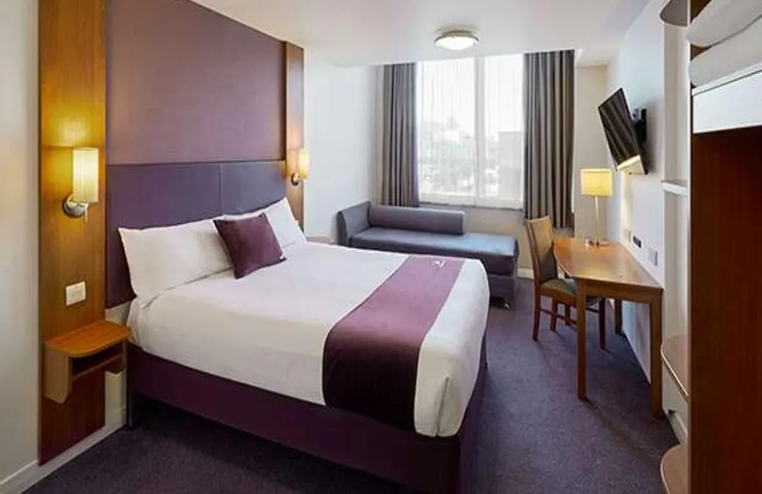 Premier Inn London Greenwich-1