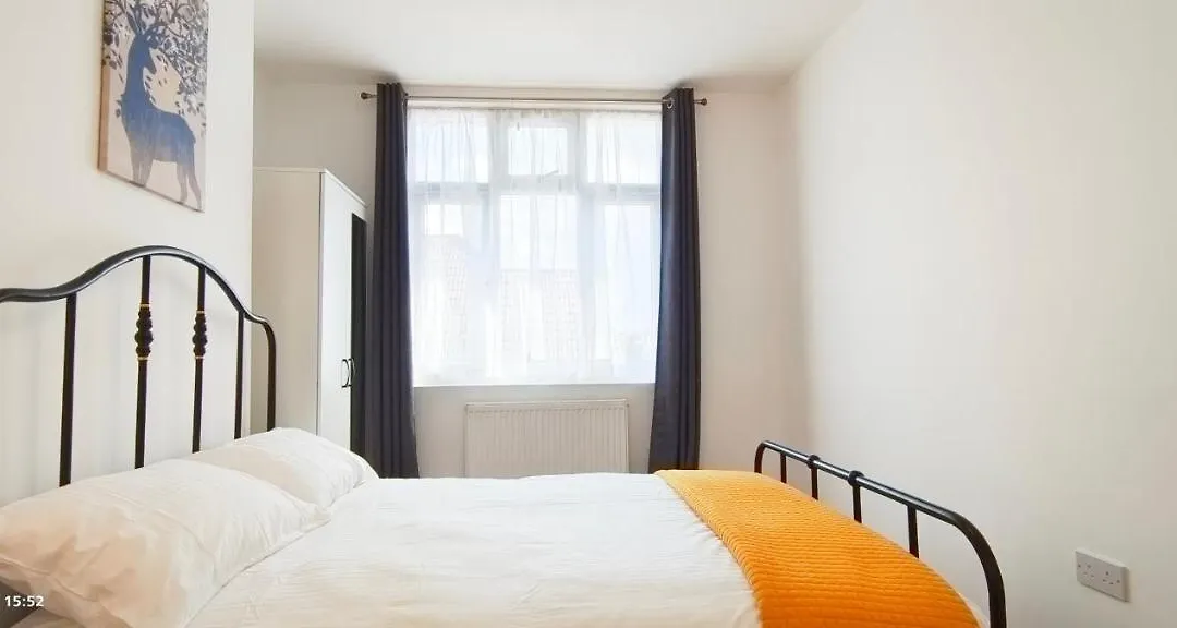 Acacia Flat 189 In Wembley-1