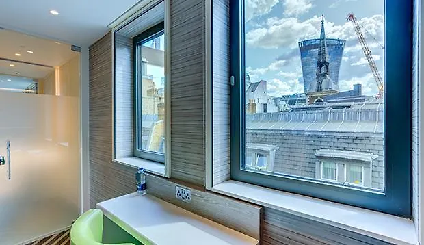Hub By Premier Inn London City Bank-1