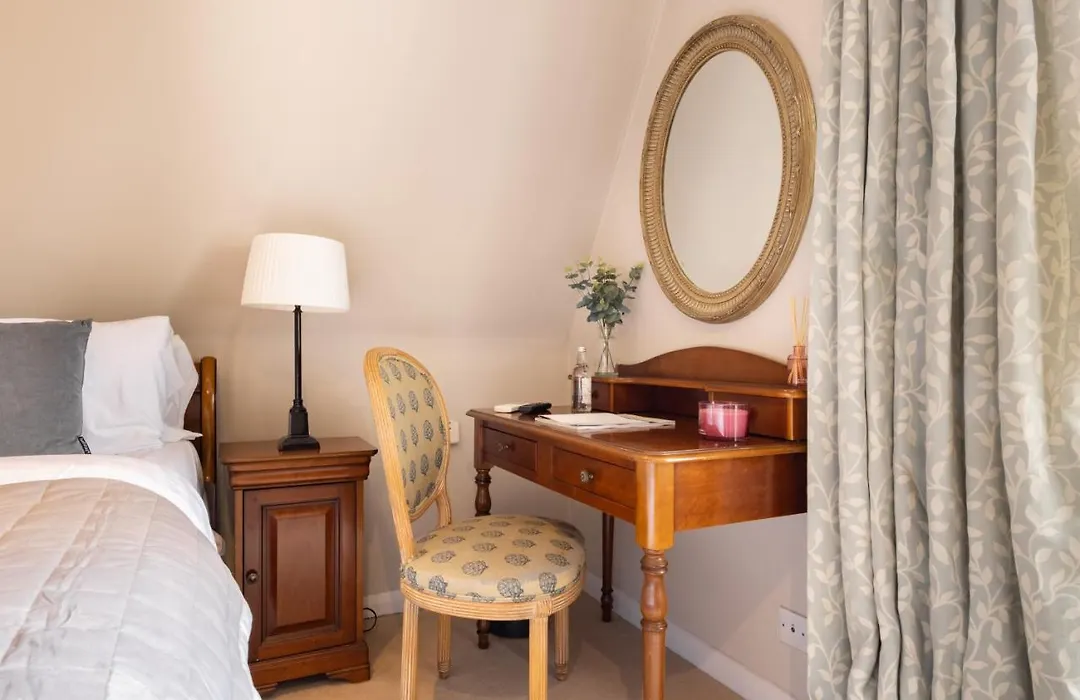 Knightsbridge Roof Garden Rooms-1