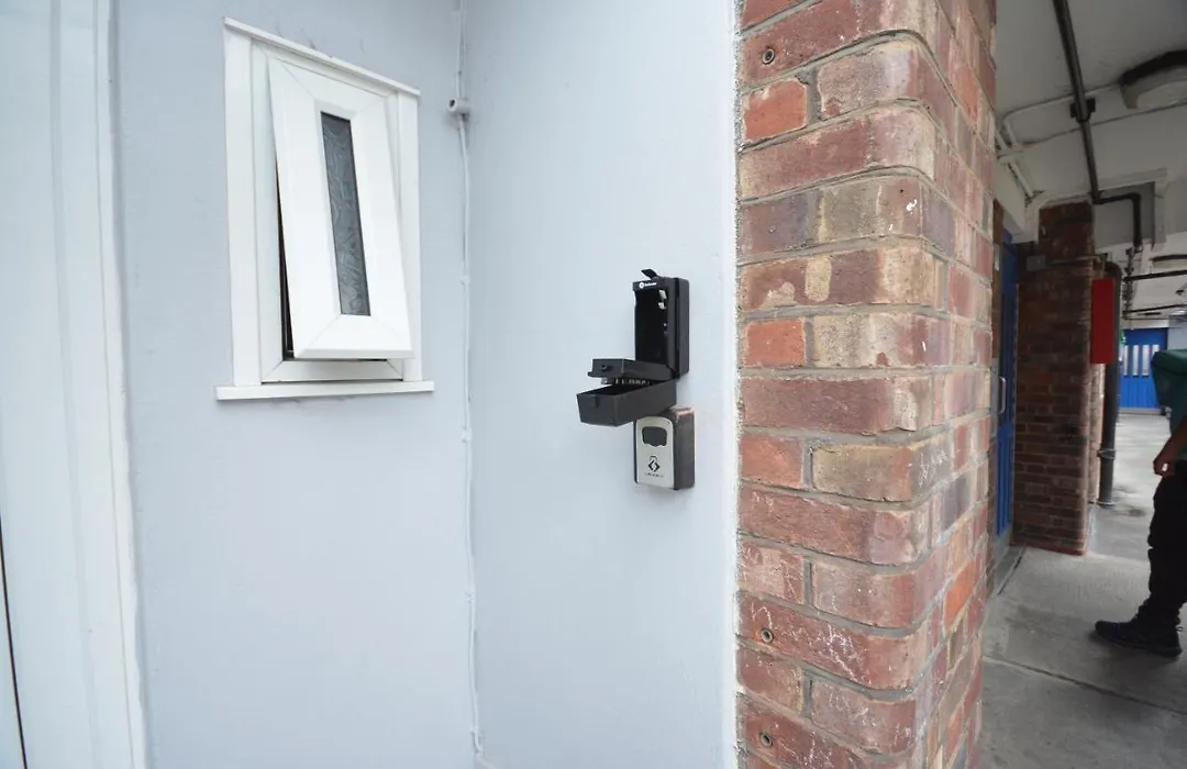 Beautiful London 2 Bedroom Flat Near Finsbury Park-1