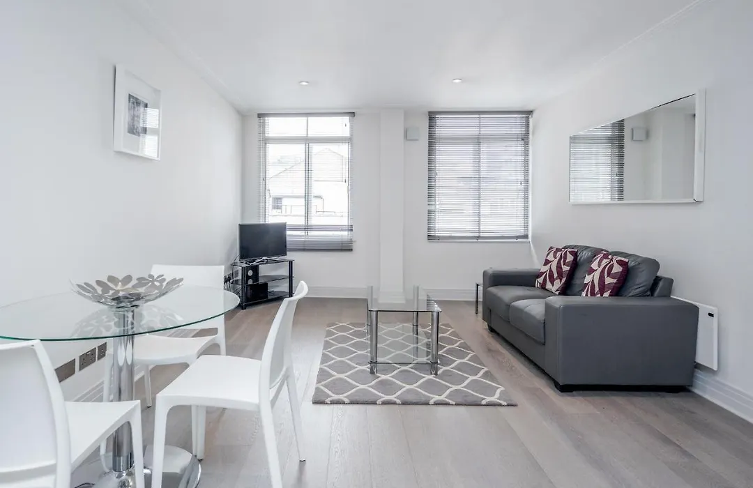 Roomspace Serviced Apartments - River House-1
