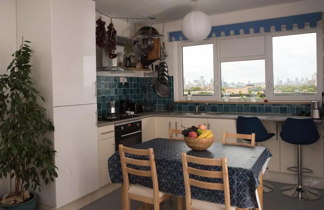 Bright And Spacious 1 Bed Flat In Camberwell-1