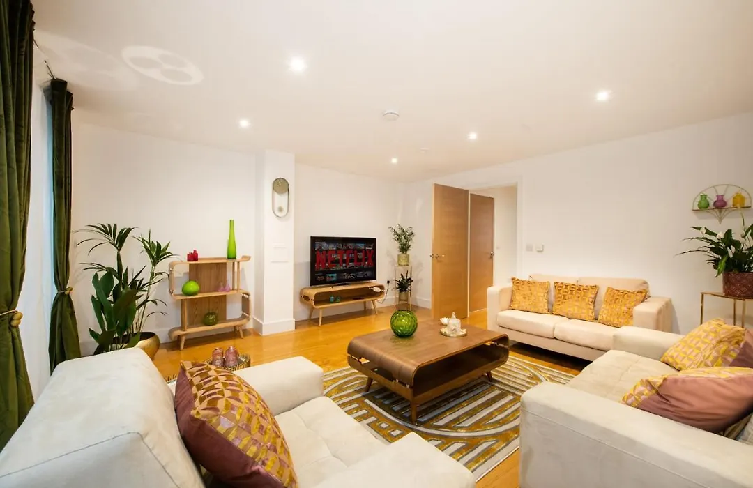 London Nino Apartments-1