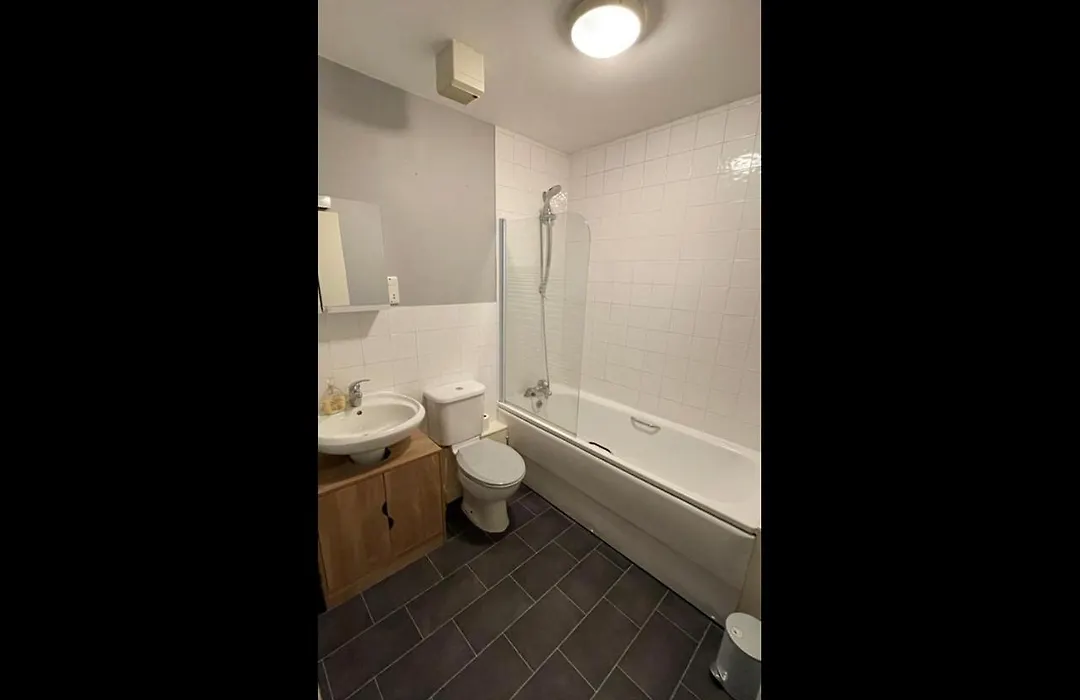 One Bedroom With Great City Views-1