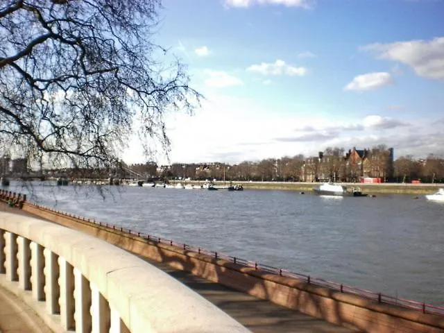 One Bedroom Flat In Chelsea-1