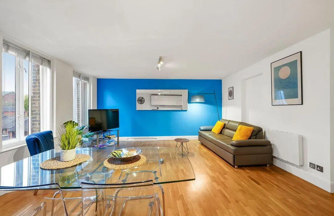 Mulberry Flat 5 - One Bedroom 3Rd Floor By City Living London-1