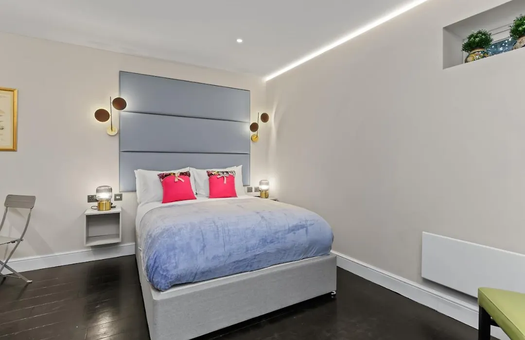 Modern Studio Flat-1