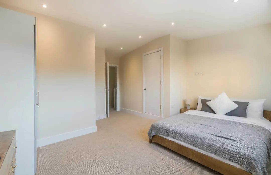 Staylux Kensington-1