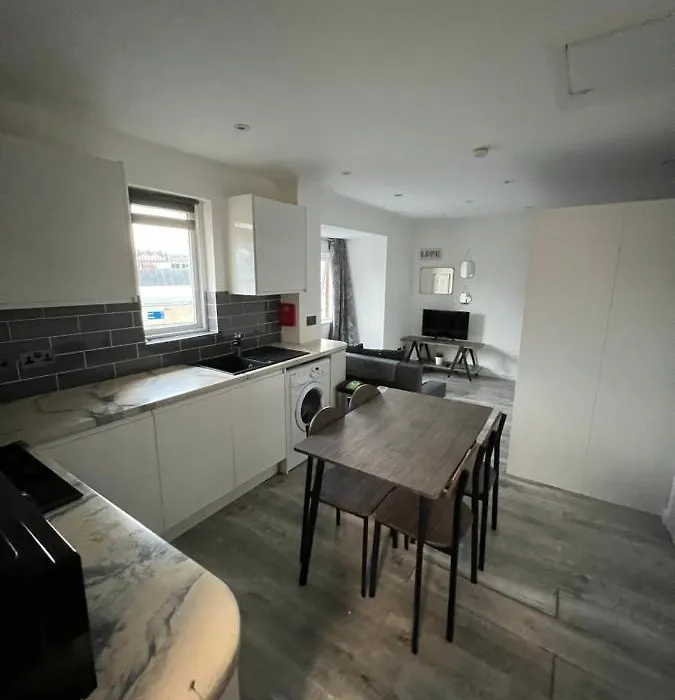Lovely Apartment For 2 Or 4 People - Bermondsey-1