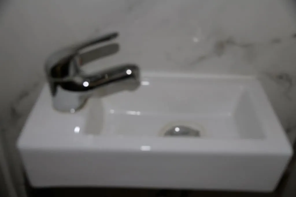 Ensuite With Kitchen Stunning Double-Bed Room In Zone 2-1