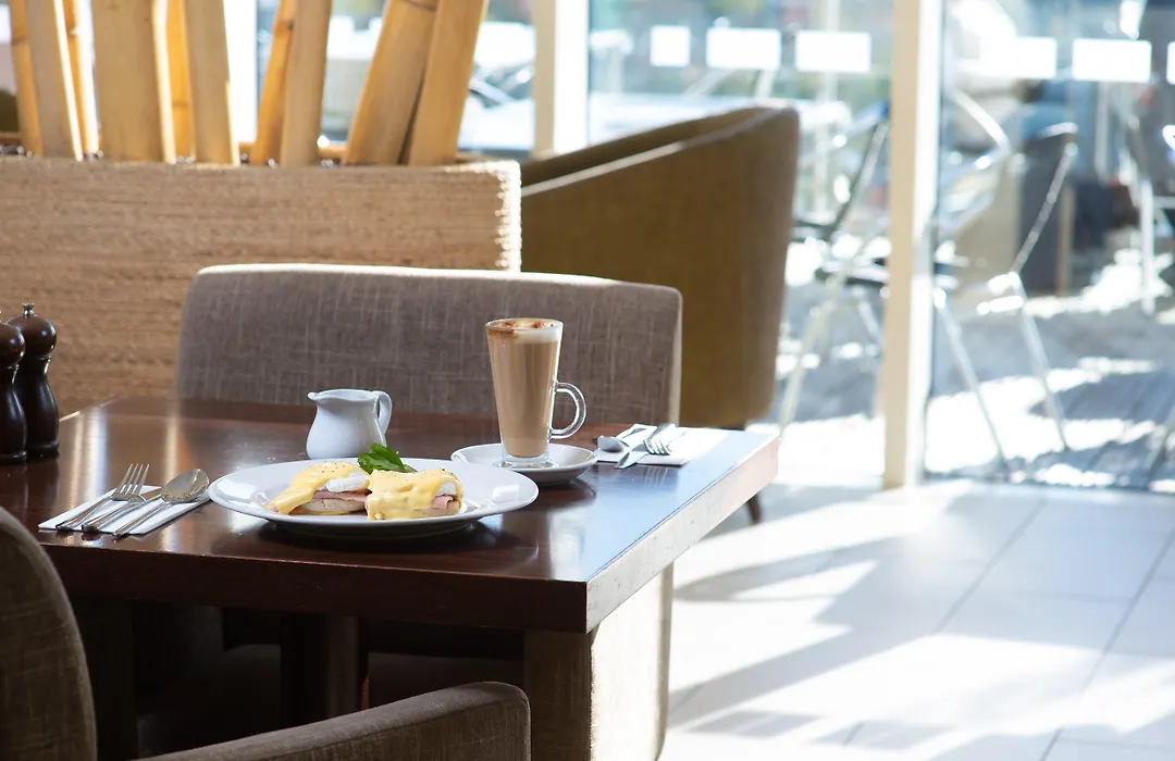 Hyatt Regency London Stratford-1