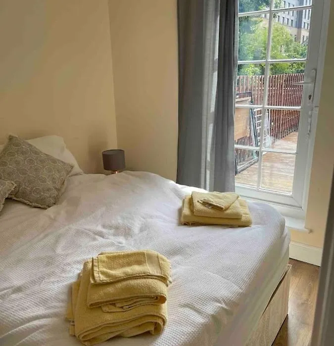 Quiet And Cozy 2 Seperate Bedrooms And 2 Bathroom With Terrace-1