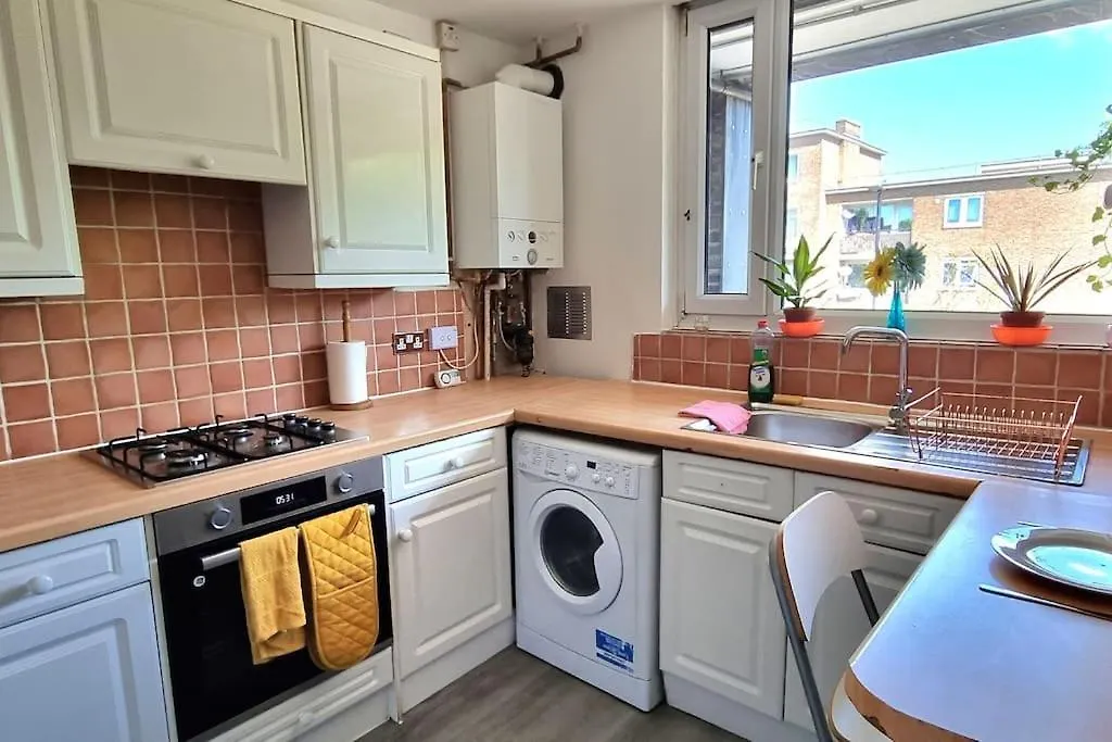 Large Duplex In Bermondsey-1