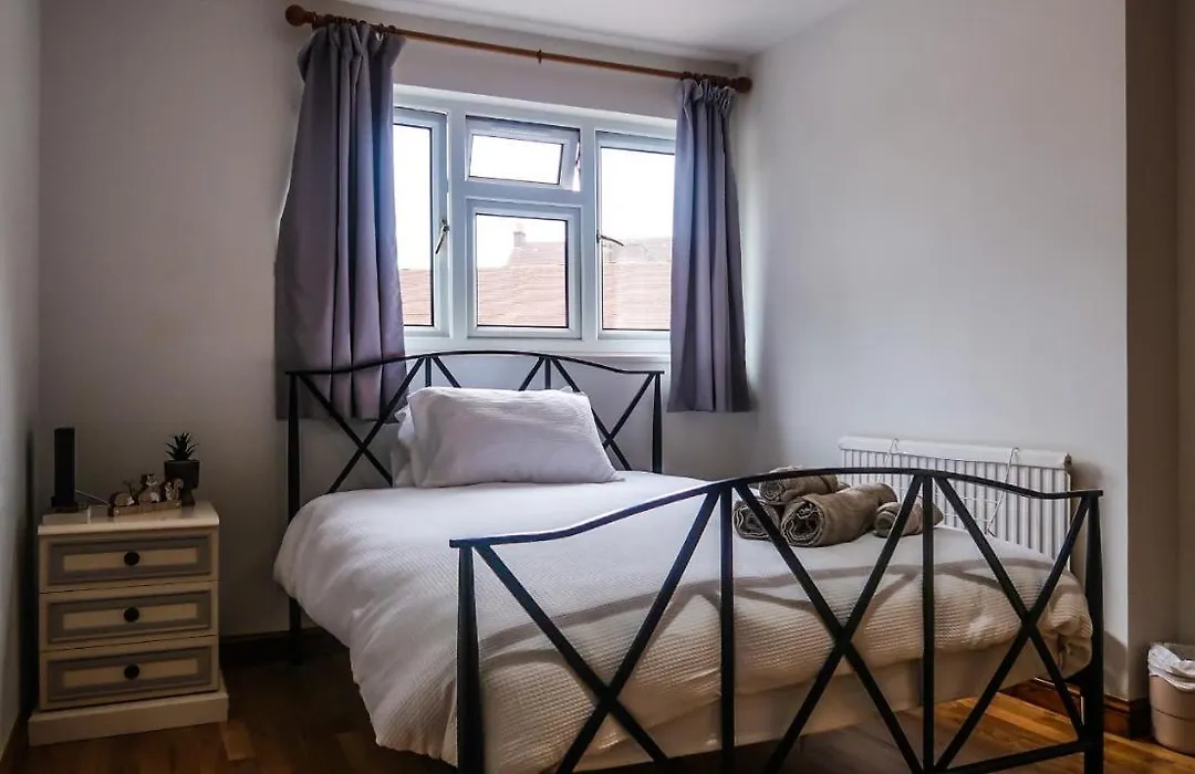 Cozy Double Room - Only Room-1