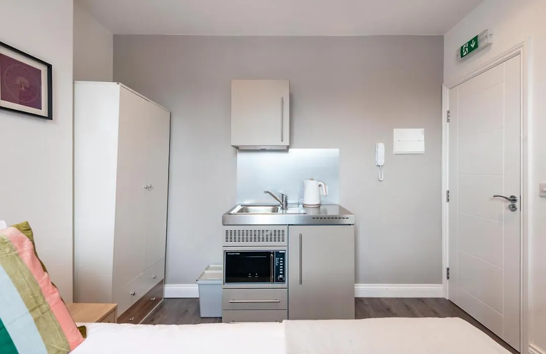Fulham Urban Suites-1