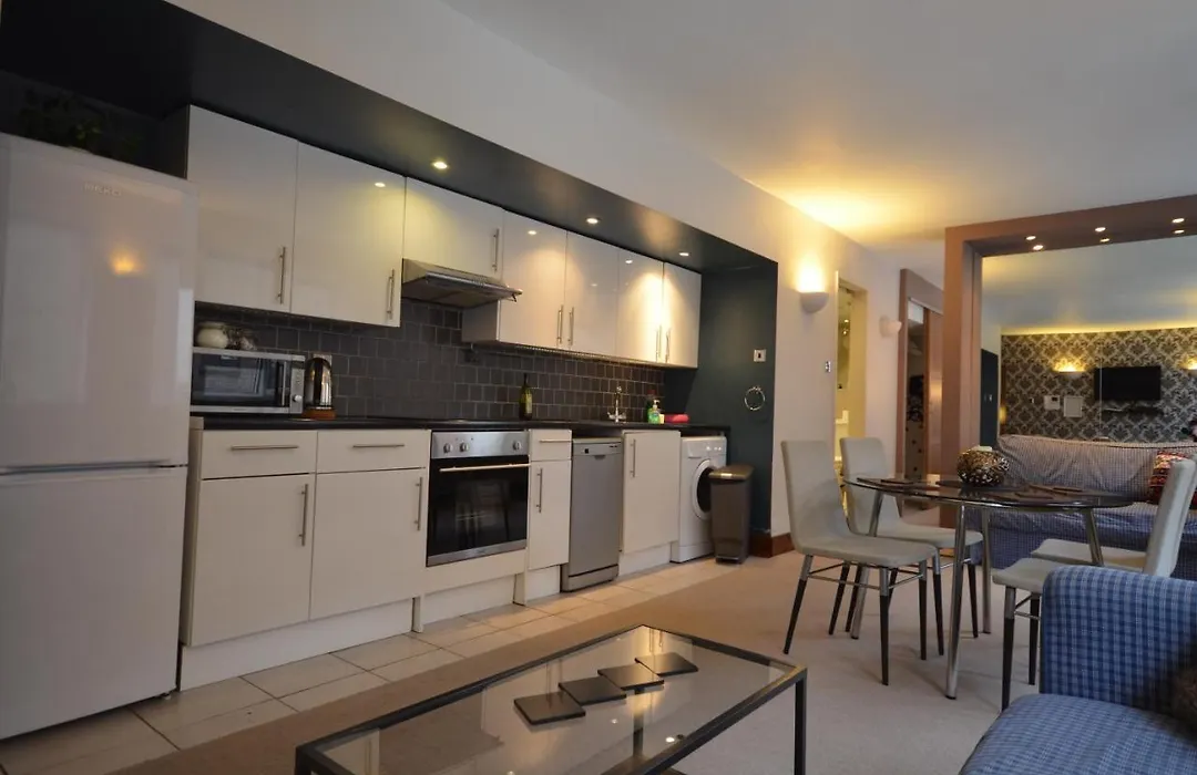 Flat In Camden Town-1