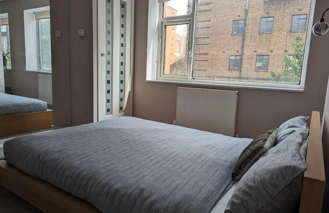 Flat In Camden Town-1