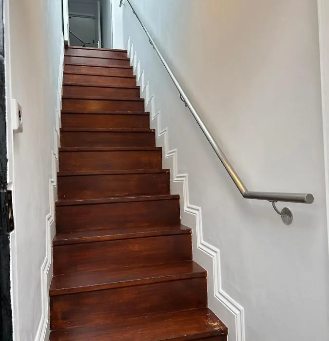 Studio Flat In The Heart Of Hampstead, London-1