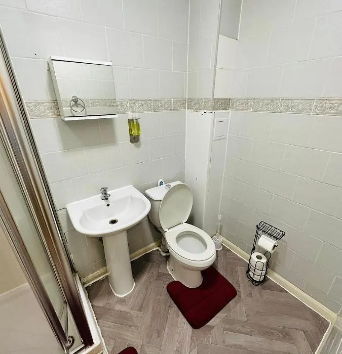 Premium Studio Flat 08 In Central London-1